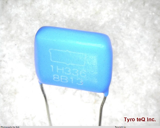 KHD500E336M80A0B00