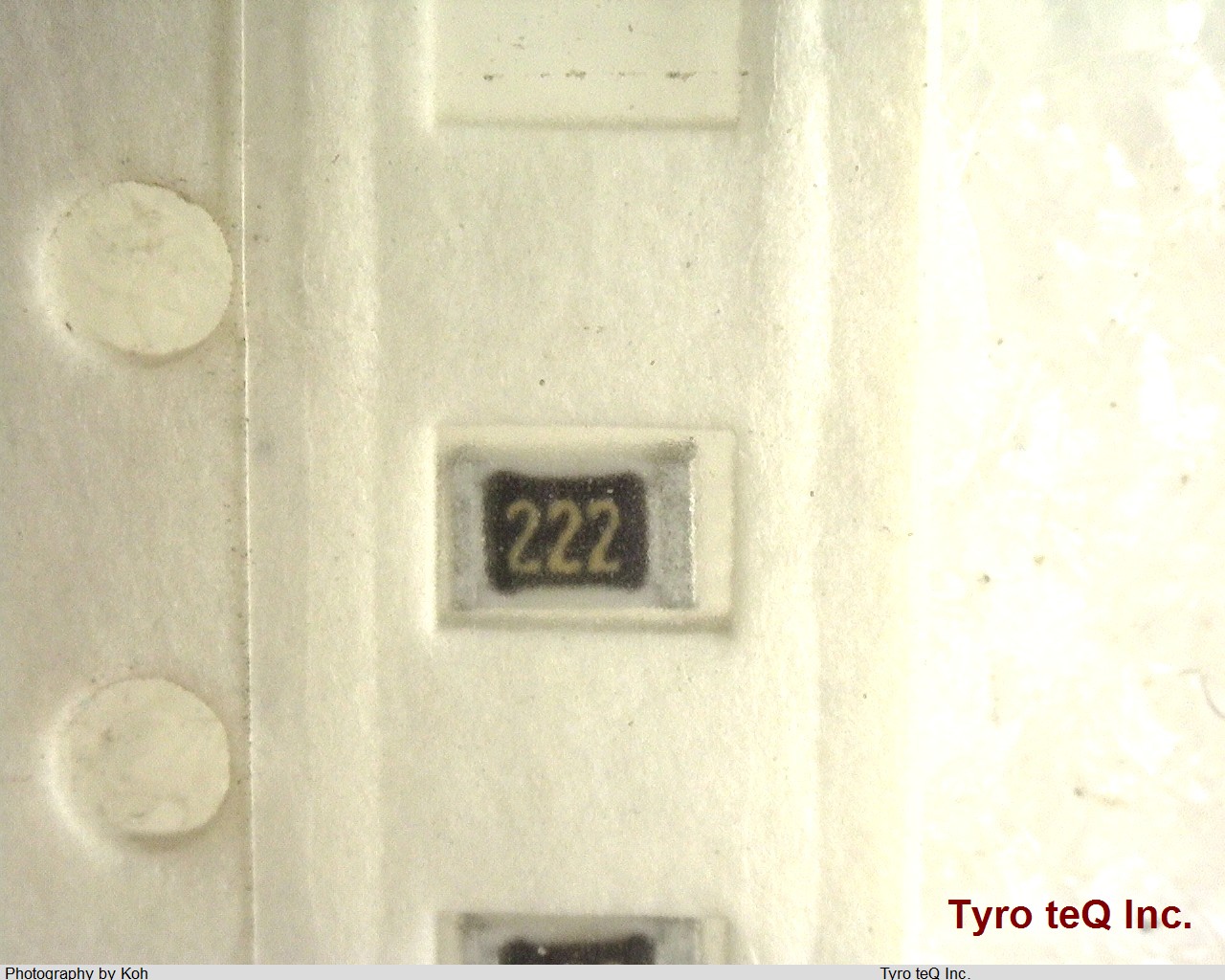 MCR10EZHJ222