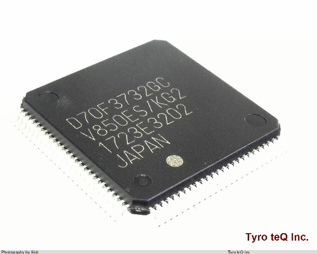 UPD70F3732GC-8EA-A