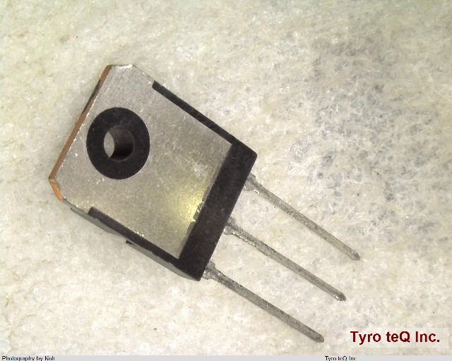 2SK2698