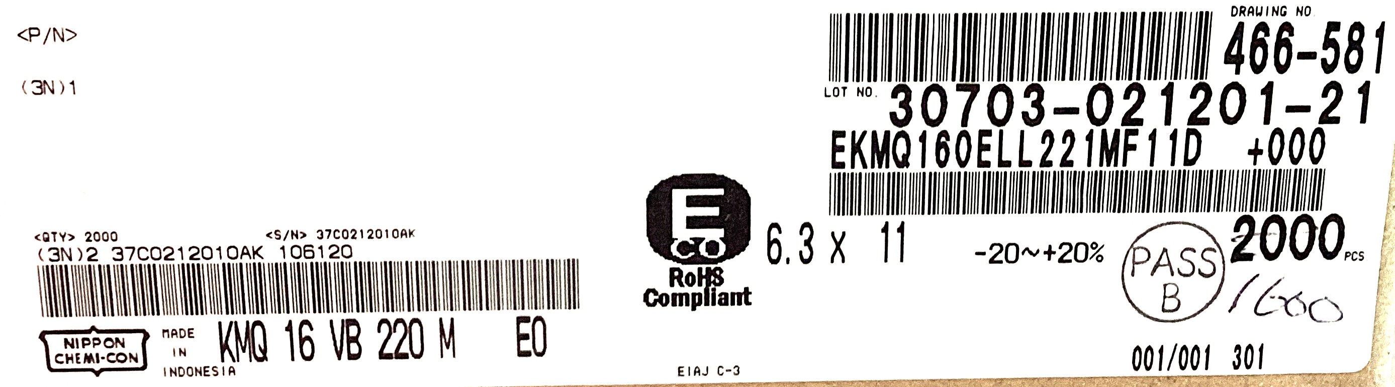 EKMQ160ELL221MF11D