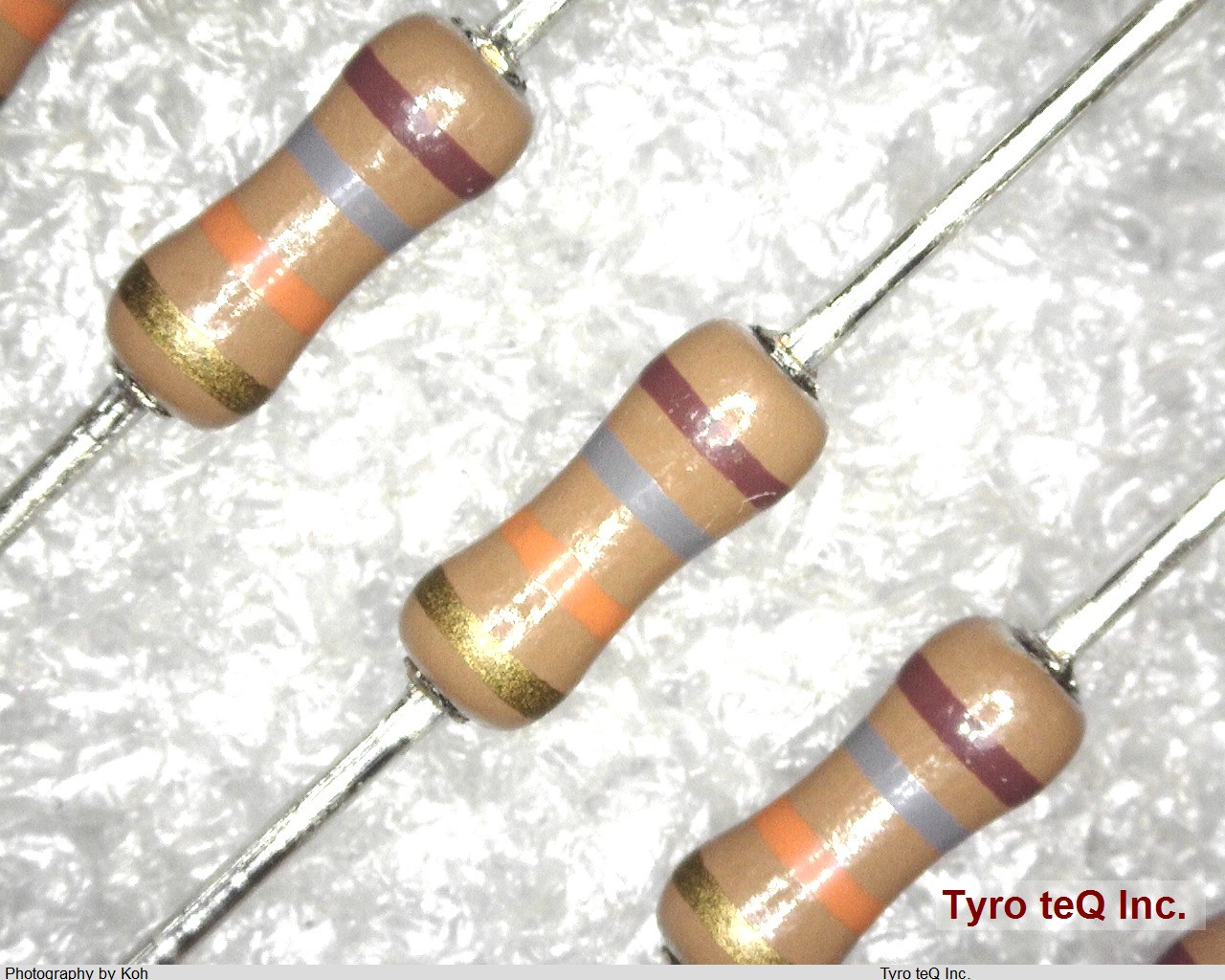 CF1/4CT52A183J