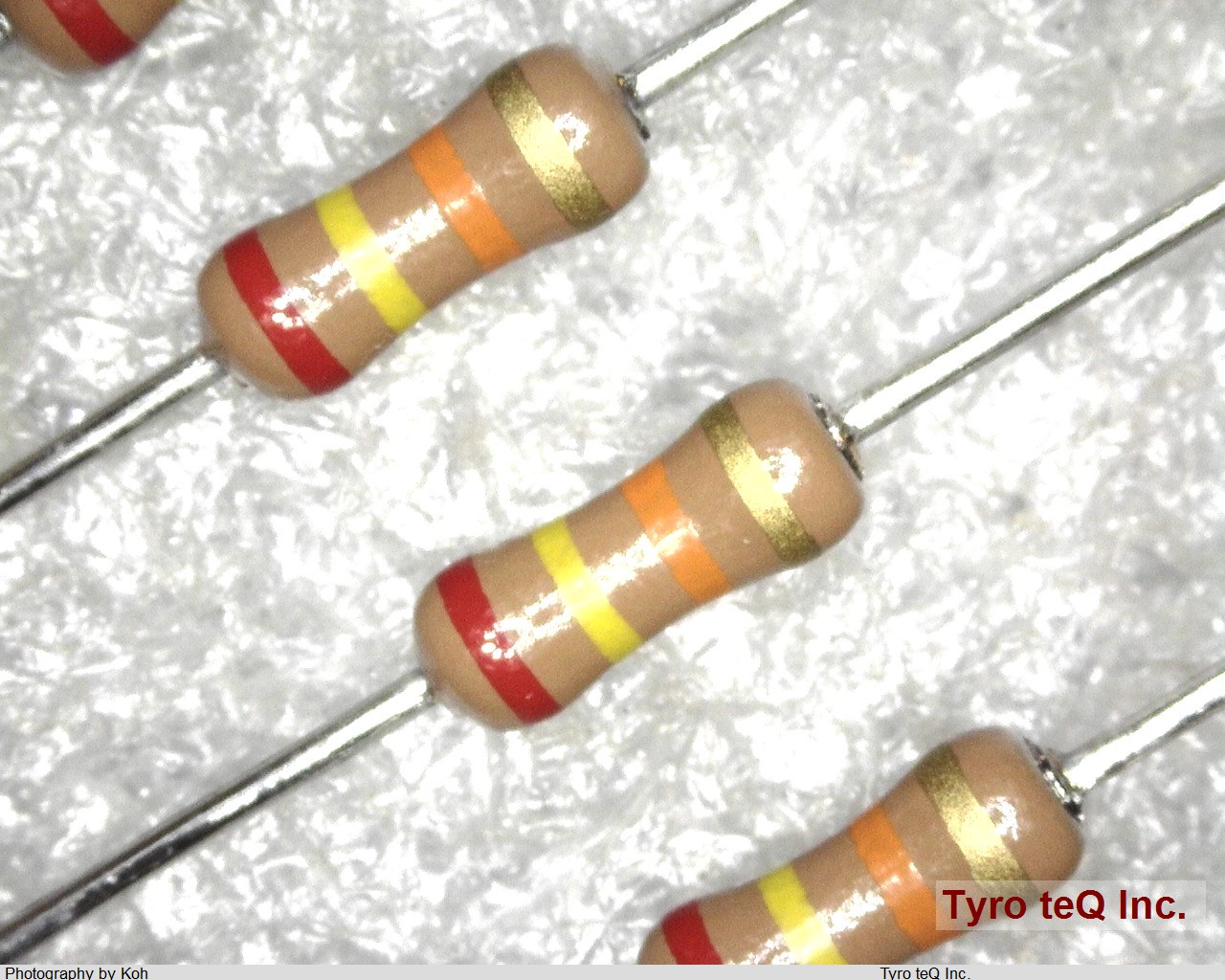 CF1/4CT52A243J