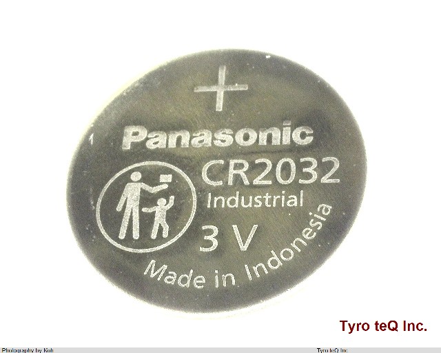 CR2032