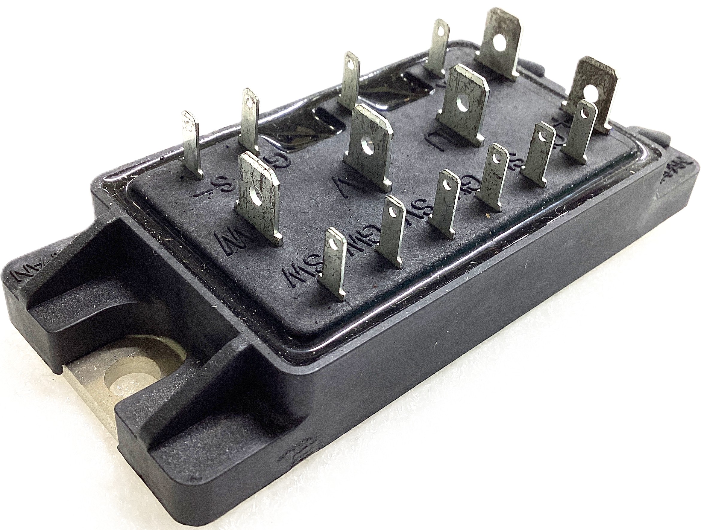 MG15D6EM1(T)