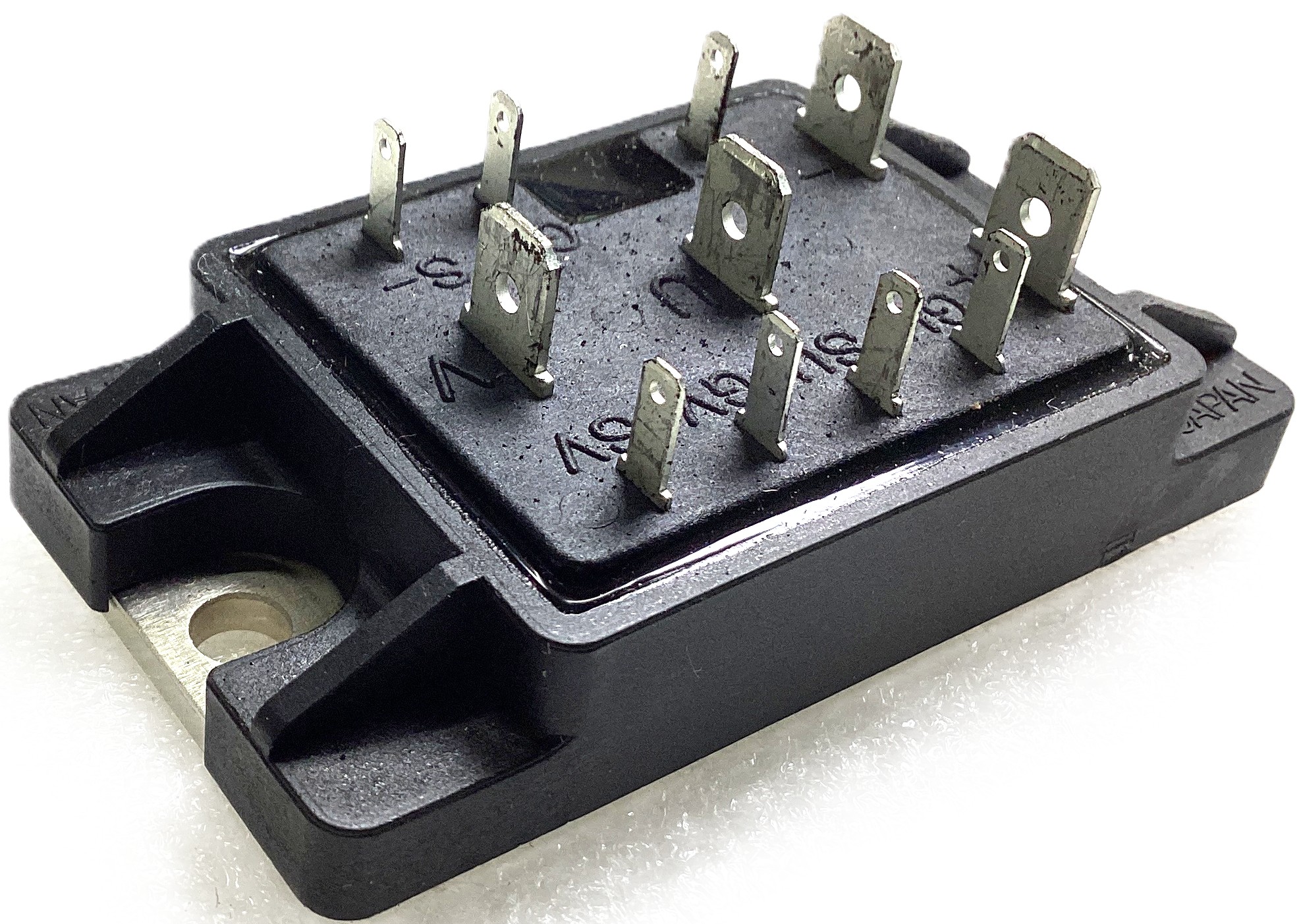 MG15D4GM1(T)