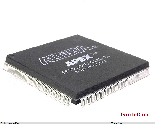 EP20K100EQC2402X