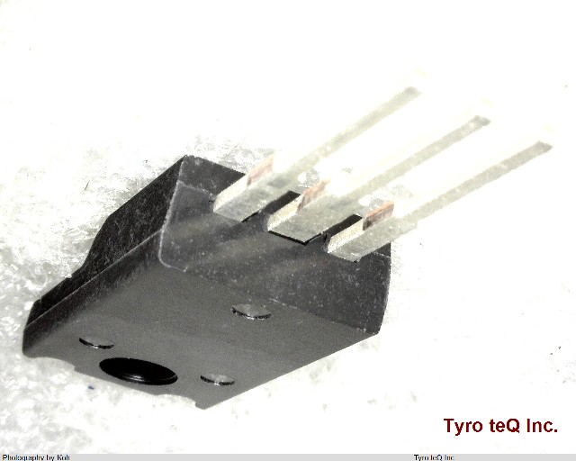 NJM7805FA