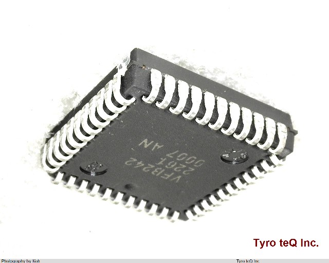 EPM7064SLC44-10