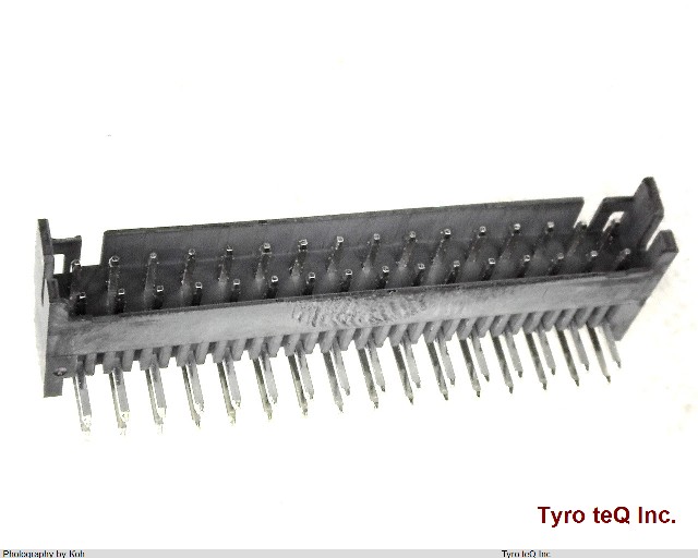 DF11-32DP-2DS(22)