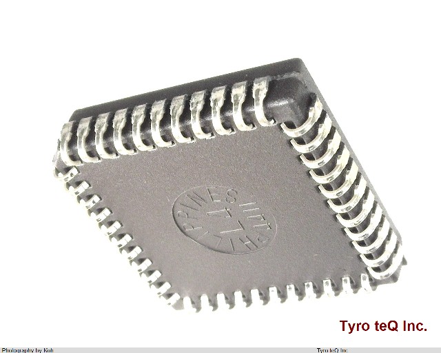TL16C750FN