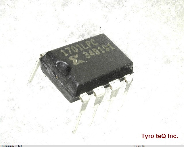 XC1701LPD8C