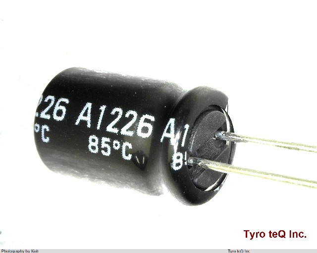 16YK470M