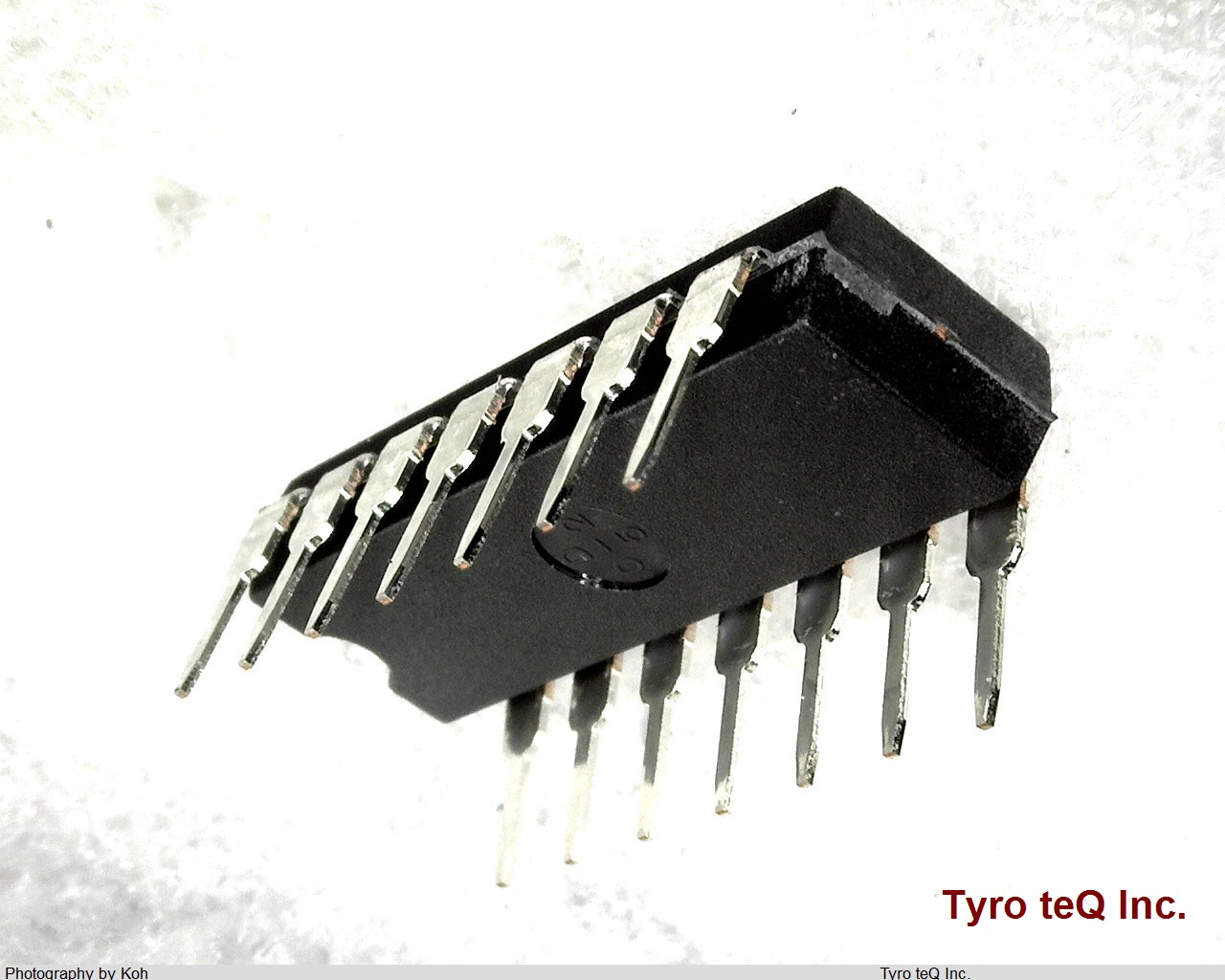TC74AC08P(F)