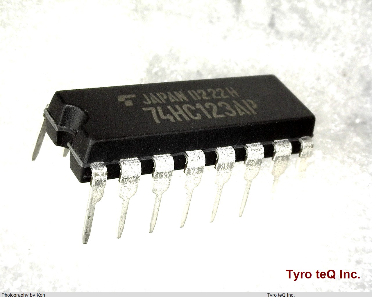 TC74HC123AP