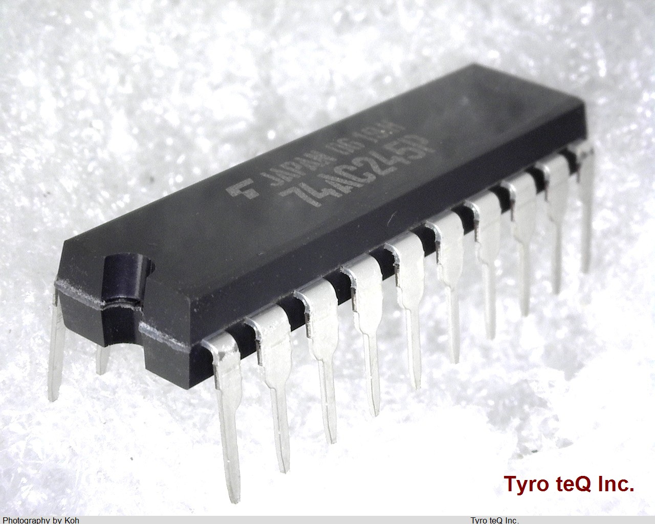 TC74AC245P