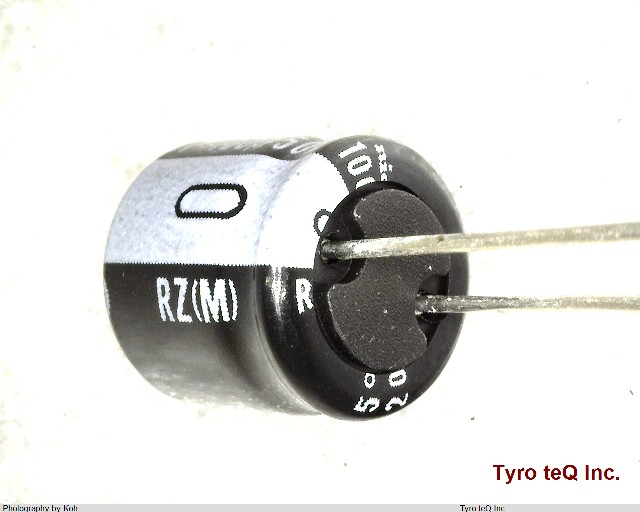 URZ1H101MPD