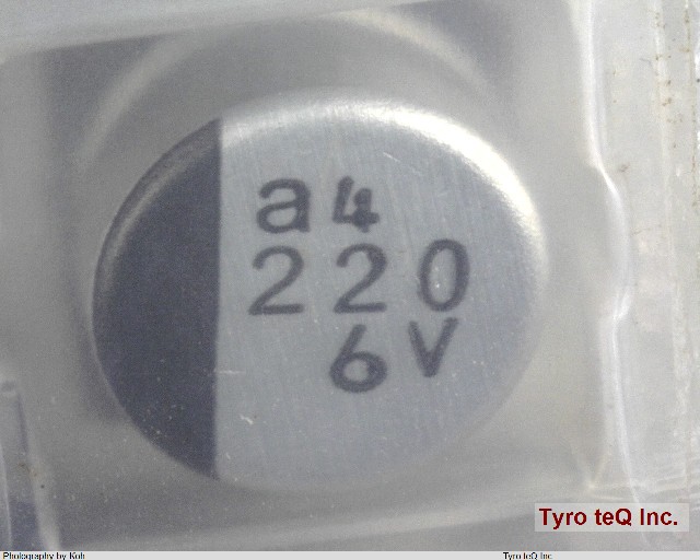 UWX0J221MCR1GB
