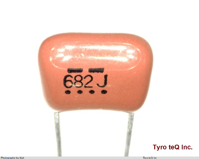 ECQB682J