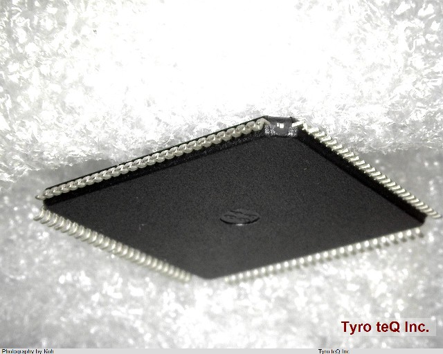 HD64F3067TE13