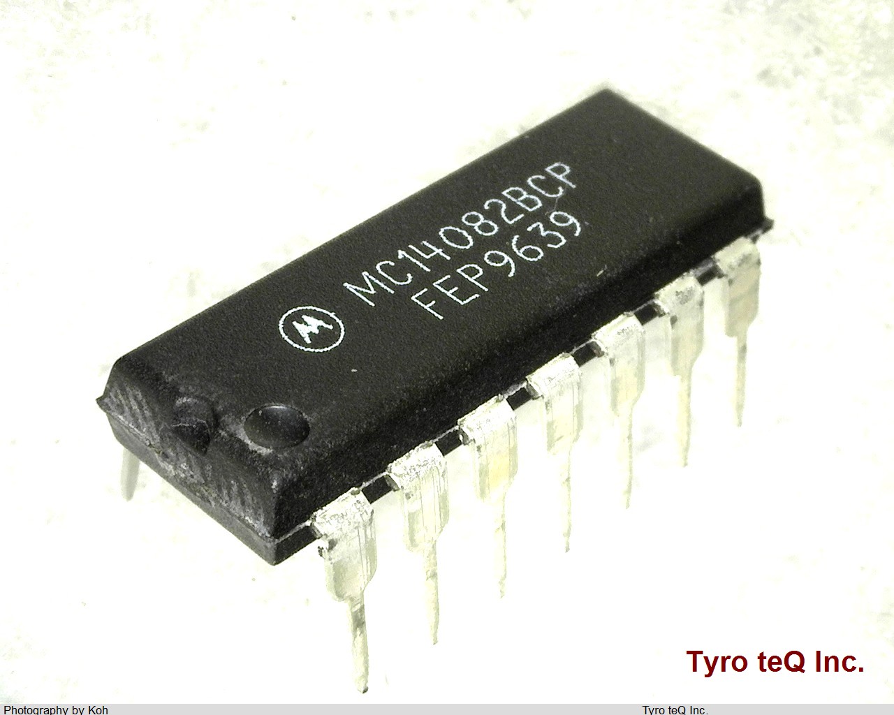 MC14082BCP