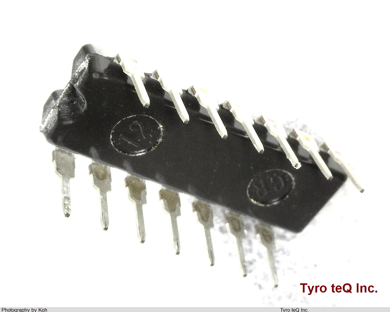 HD74AC00P