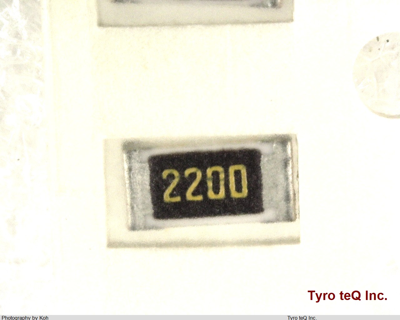 MCR18EZPF2200