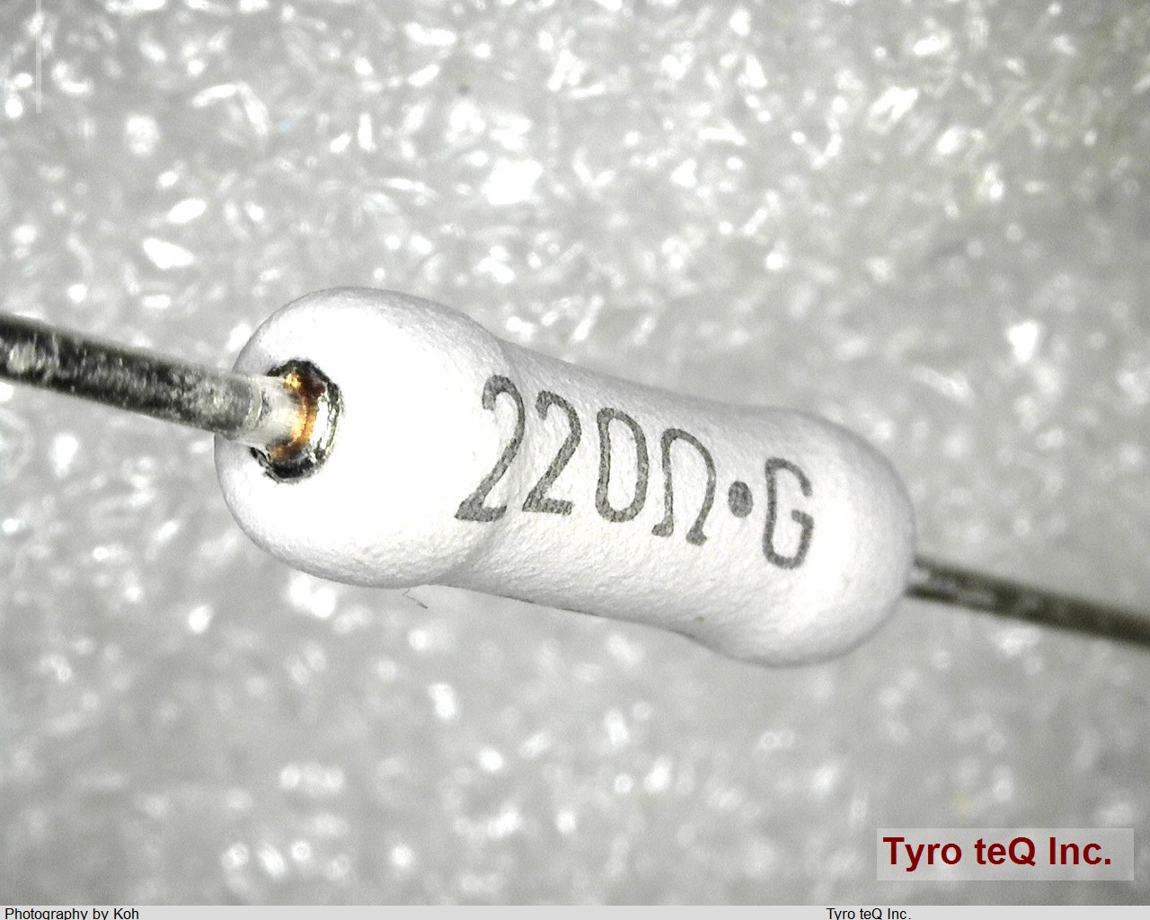 MOS2C221G