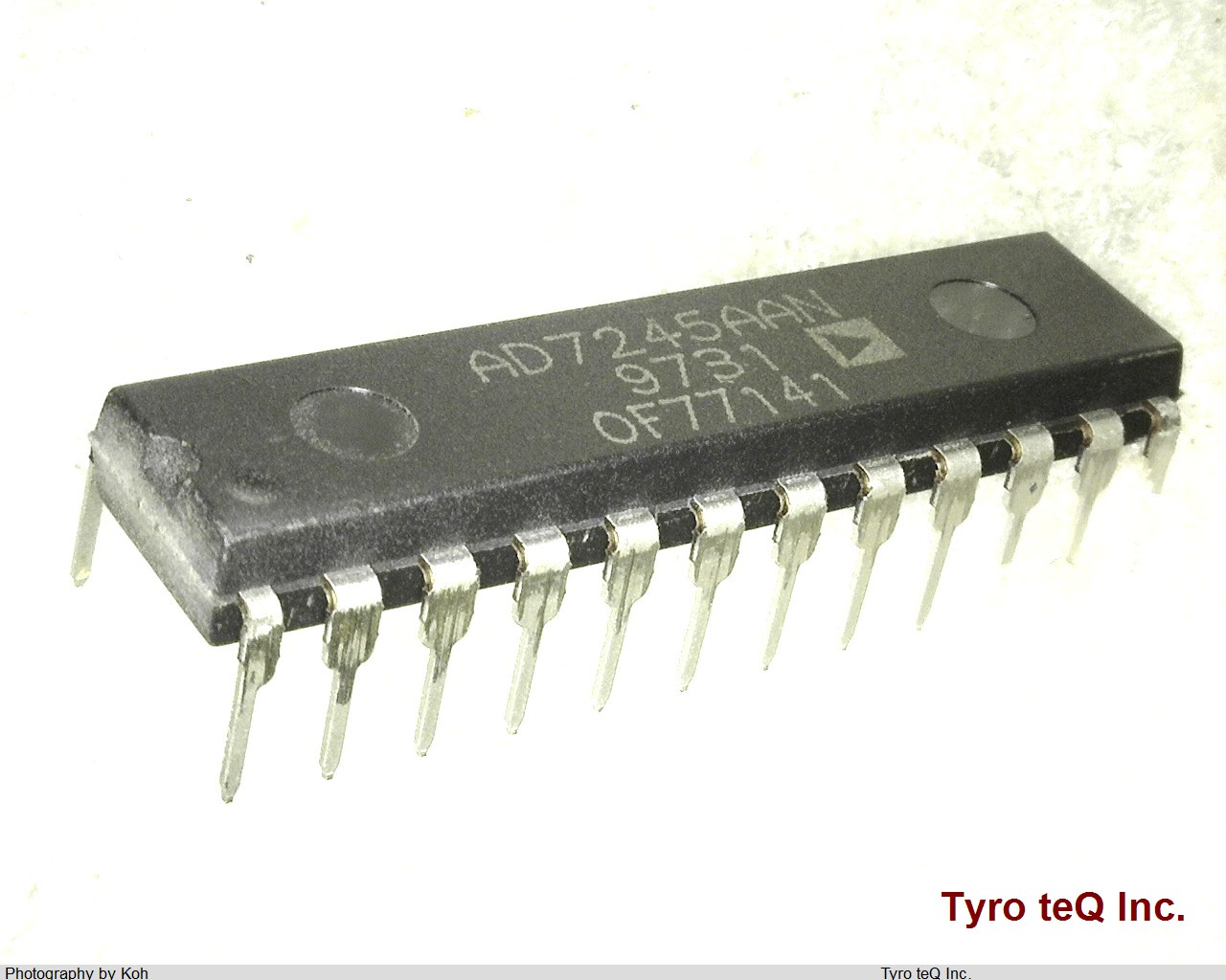 AD7245AAN