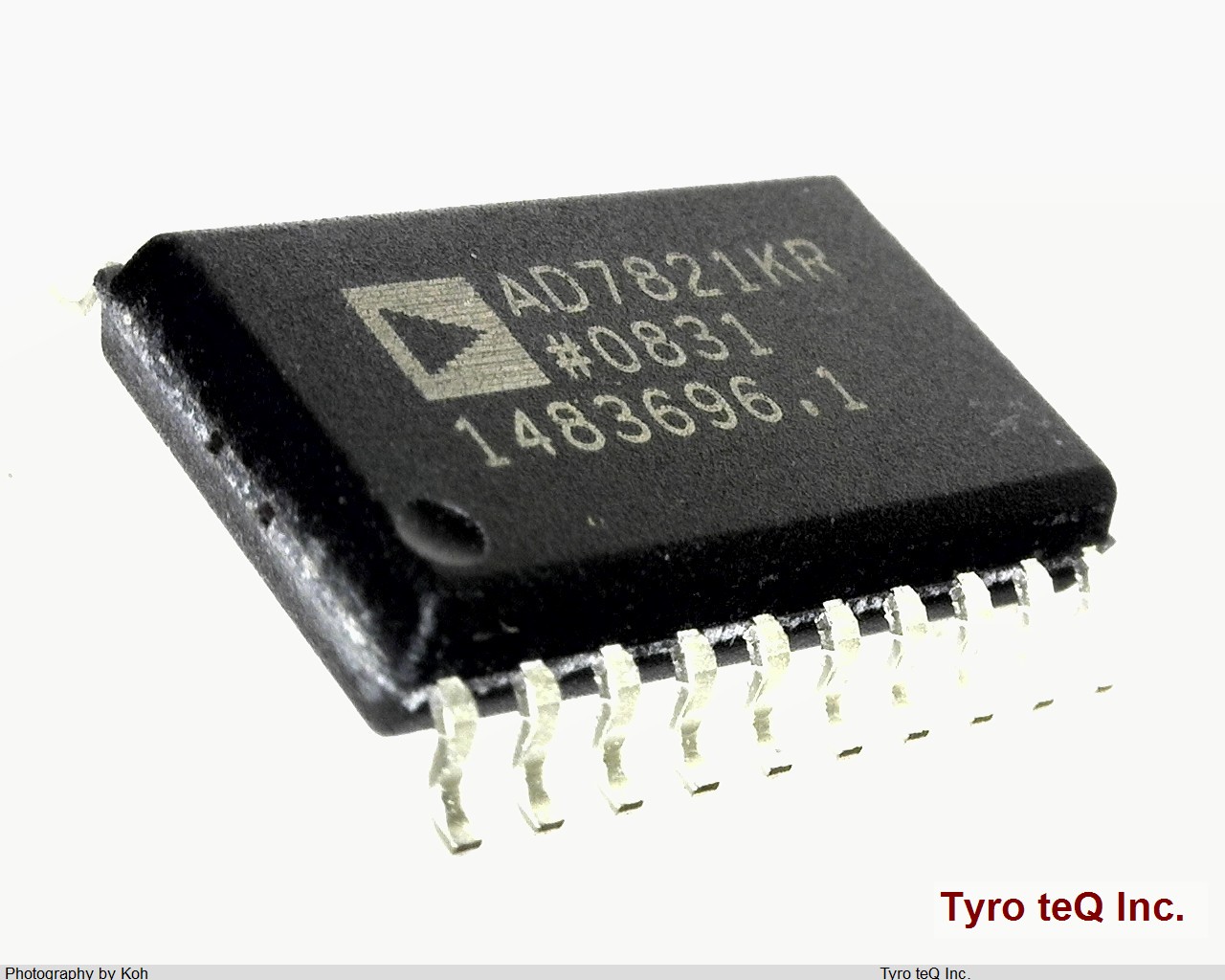 AD7821KRZ