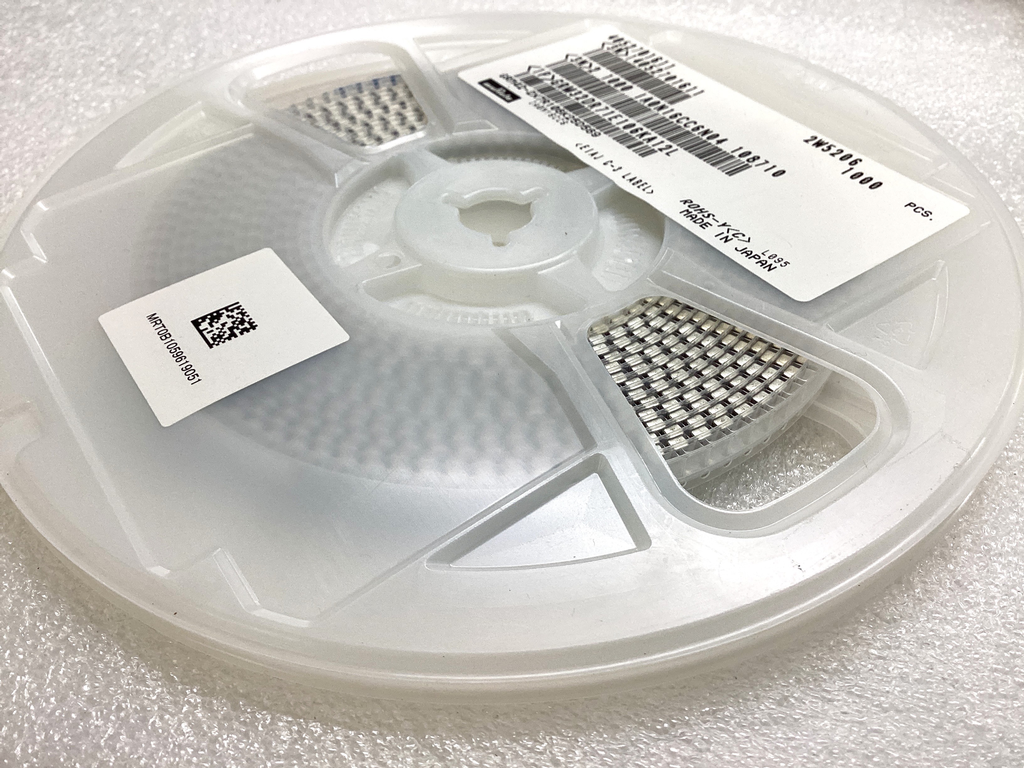 GRM32DR71E106KA12L