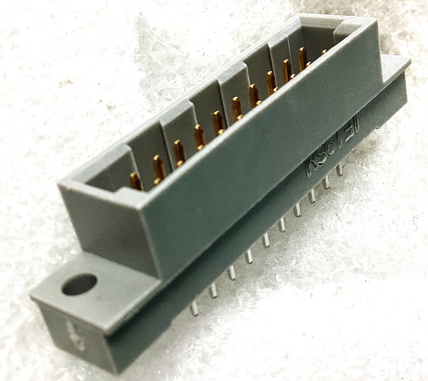 PCN10-20P-2.54DSA(72)