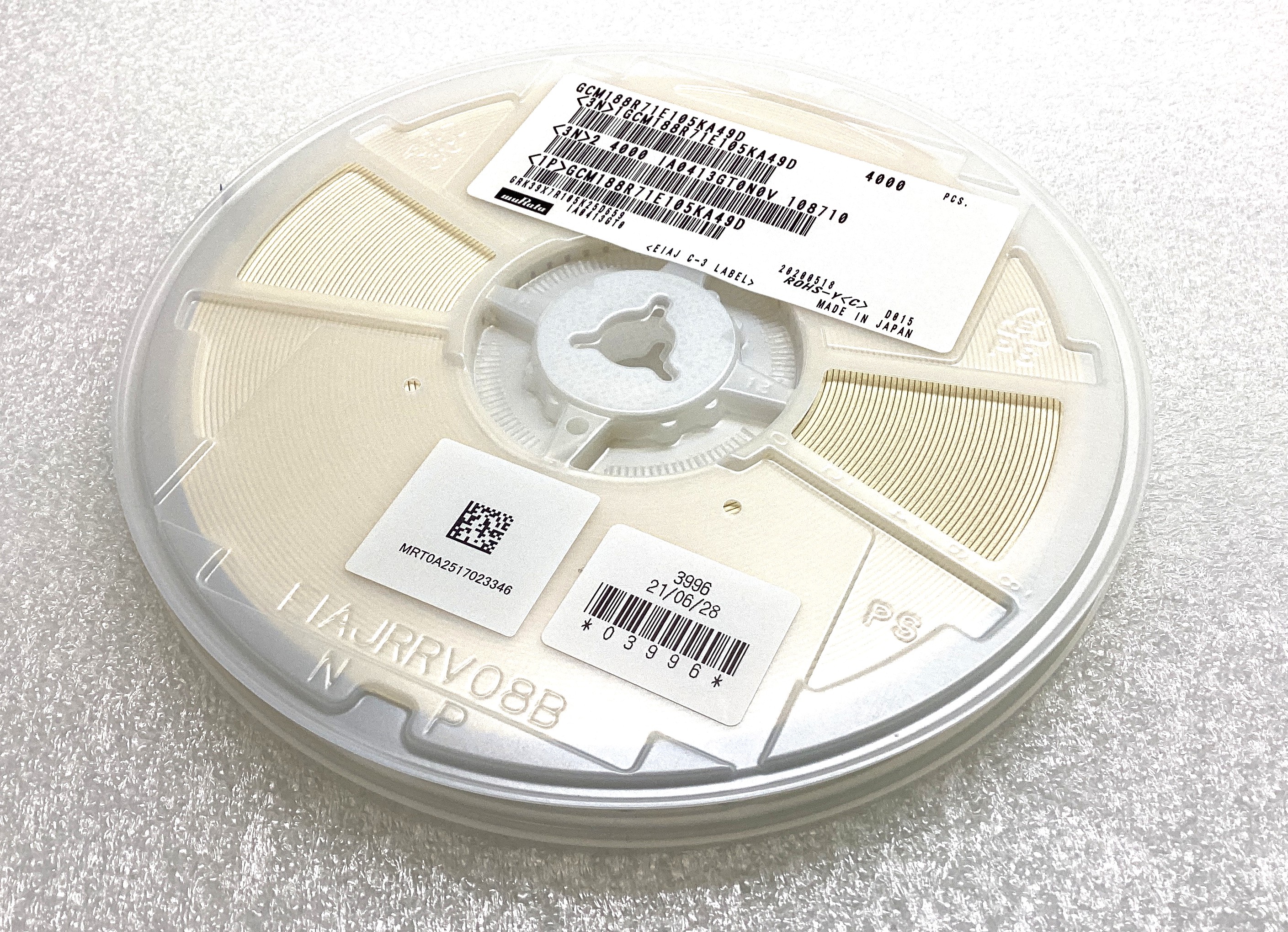 GCM188R71E105KA49D