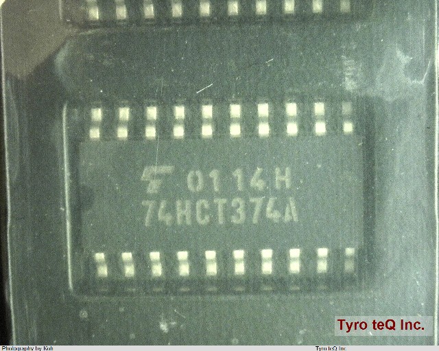 TC74HCT374AF