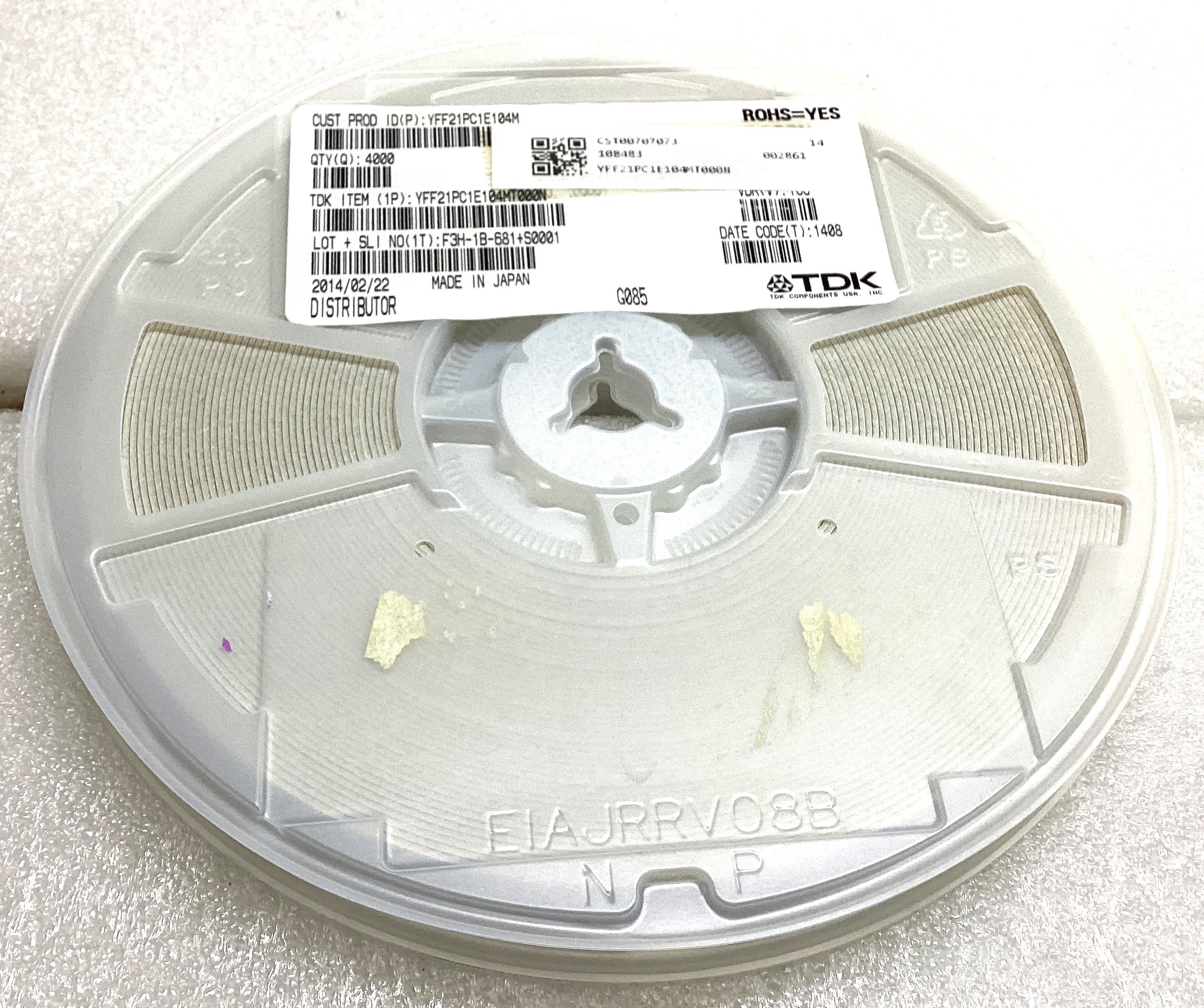 YFF21PC1E104M