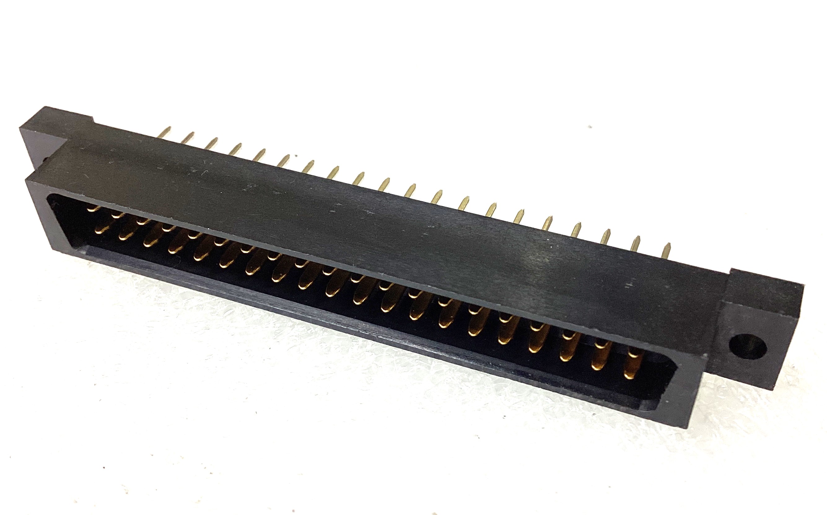 FCN-364P040-AU