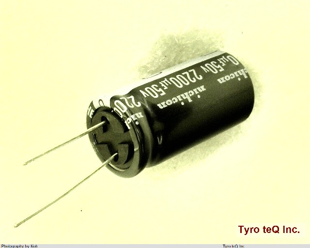 UHE1H222MHD6