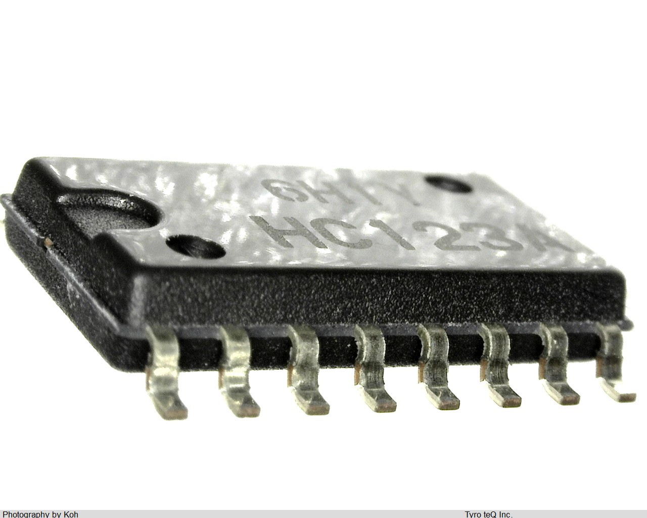 74HC123AFP-E