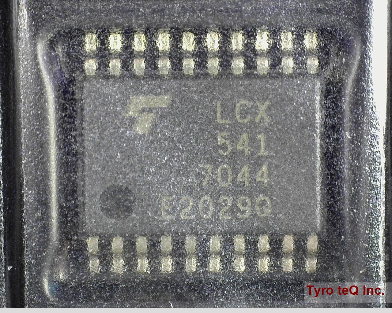 74LCX541FT