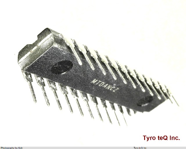 MAX132CNG