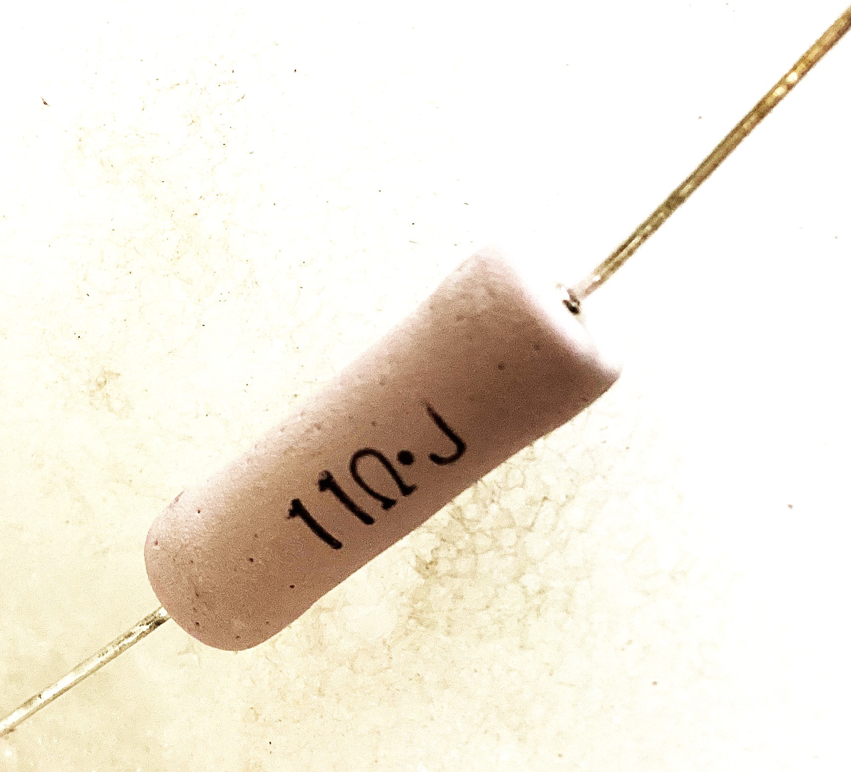 MOS5C110J
