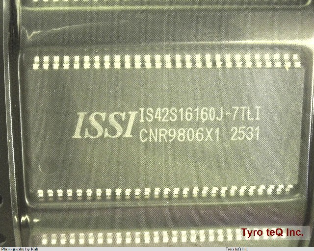 IS42S16160J-7TLI