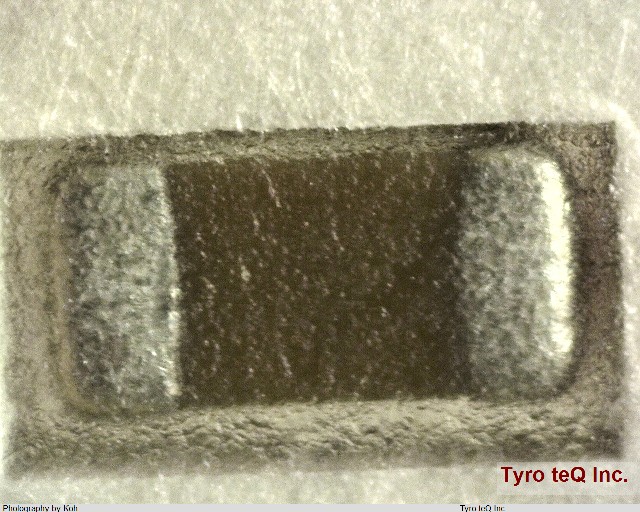 GRM188R71E104KA01D