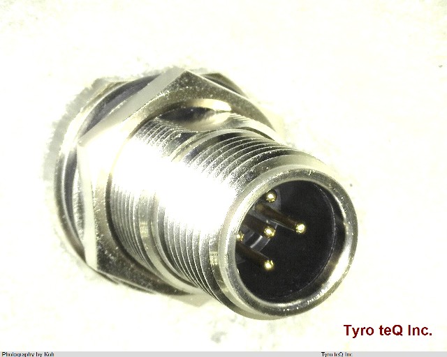 CM02-8DR5P-CF