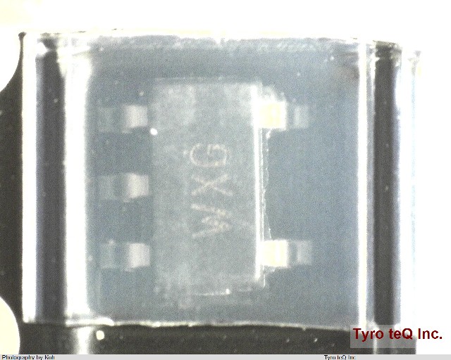 MIC5504-1.8YM5-TR