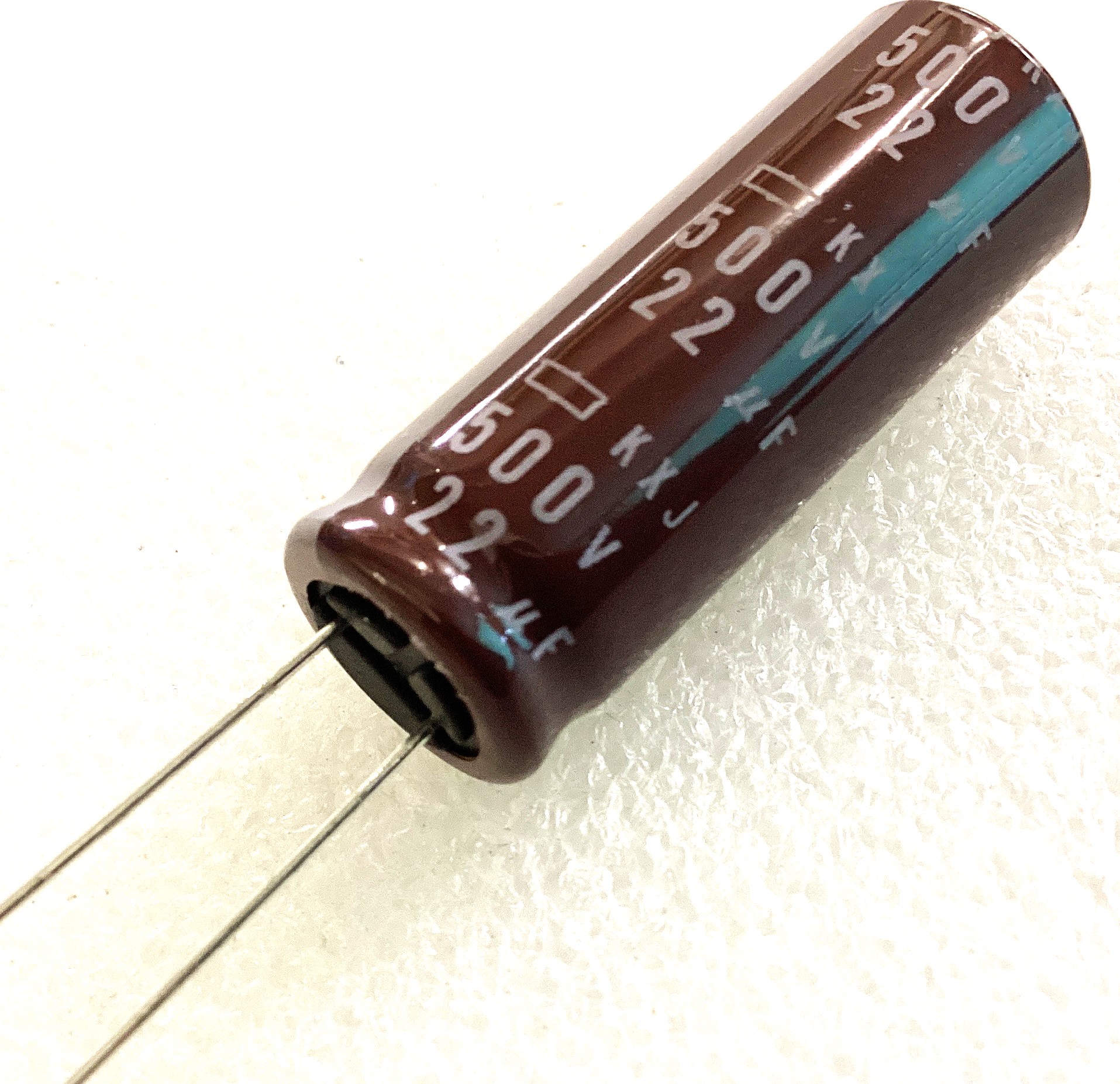 EKXJ501ELL220MK35S